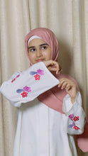Seashell Bloom Abaya