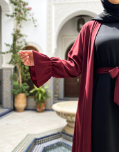 Black and Mehroon belt abaya