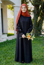 Black Everyday Floral Embroidery Abaya