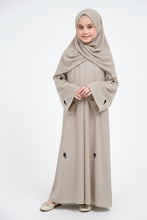 Chestnut Bloom Abaya