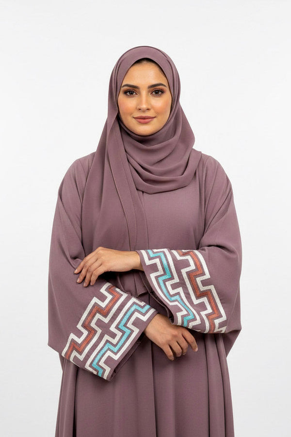 women geometric embroidery abaya