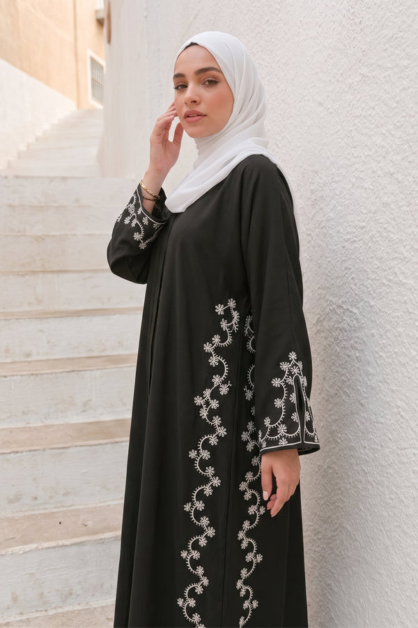 Zarnoor Abaya