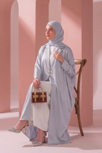 Royal line abaya