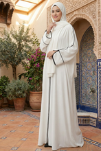 Noor Contrast abaya