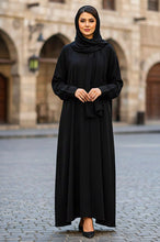 Essential Black abaya