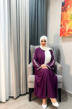 Leaf sleeves Embroidery abaya