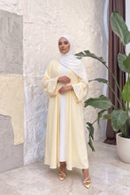 Butter yellow 2pc Abaya