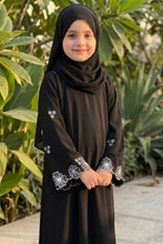 Kid Flower Sleeve abaya