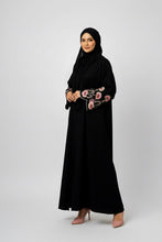 Rose Noir women Abaya
