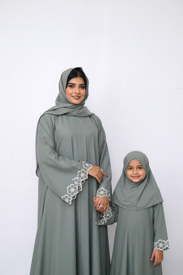 Elegant Mommy & Me Matching sleeves Embroidry abaya