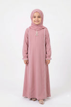 Pearl Touch Abaya