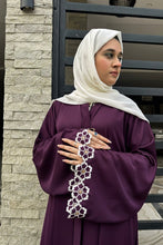 Pista Embroidered Abaya