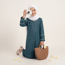 Kids abaya with sleeves pearls lace