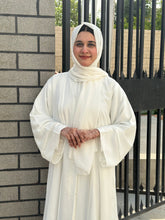 Pearl Poise Plated Abaya-100