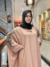 Elegant Handwork Abaya-113