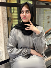 Elegant Panel Abaya-123