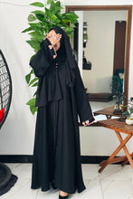 Heart‑Embellished Black Abaya