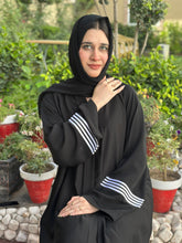 Nooré Piped Abaya-43