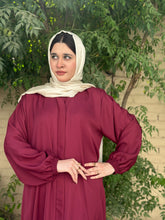 Hina Front Open Abaya (Mehroon)-02
