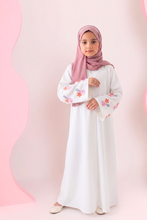Seashell embroidery abaya