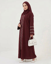 Willow Vine Embroidered Abaya