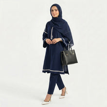 Contrast Piping Modest Set