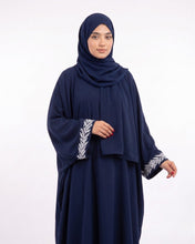 Botanic Thread Flow Abaya
