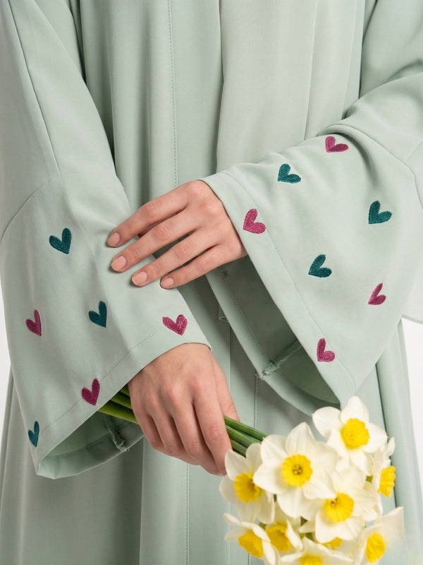 Noor-e-Qalb Emb Abaya