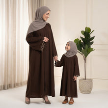Mehrab Edge Mummy and Me Abaya set