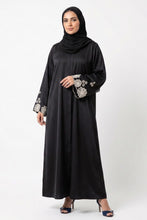 Barg-e-Gul Abaya