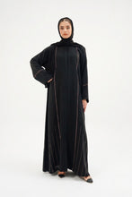Linear Grace Abaya
