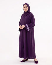 Zaria Geometric Grace Abaya