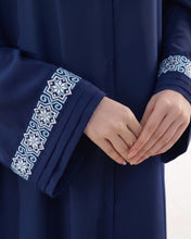 Zaria Geometric Grace Abaya