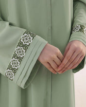 Zaria Geometric Grace Abaya