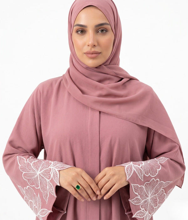 Petal Outline Abaya