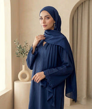 Lina Embroidered Ease Set