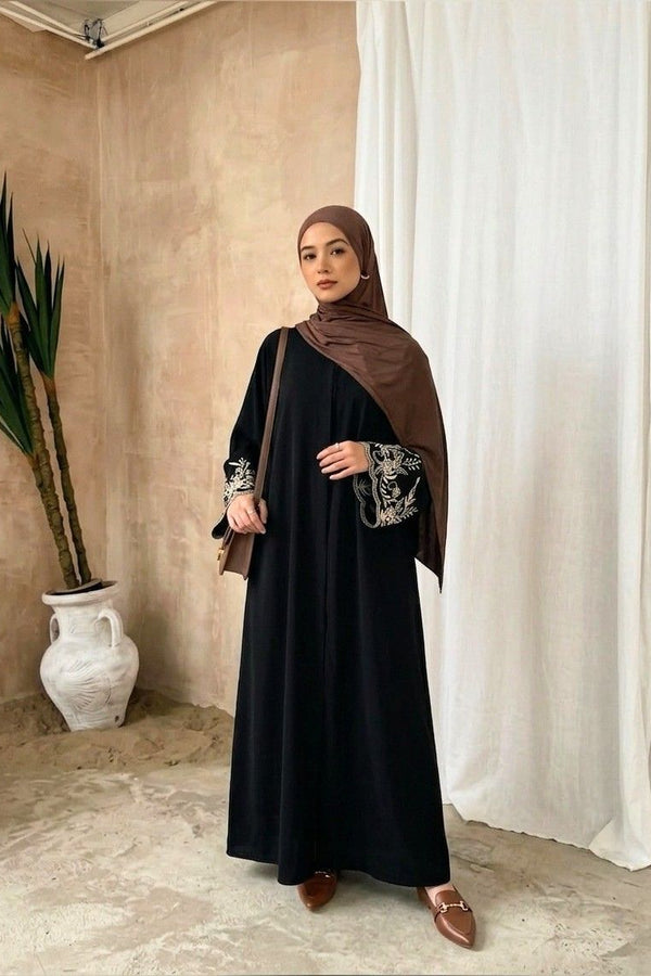 Minimal Abaya with Sleeve Embroidery