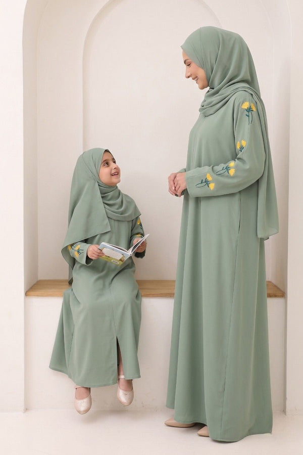 Olive Petal Abaya Mommy and Me Abaya Set