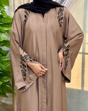 Floral Majesty Abaya-34