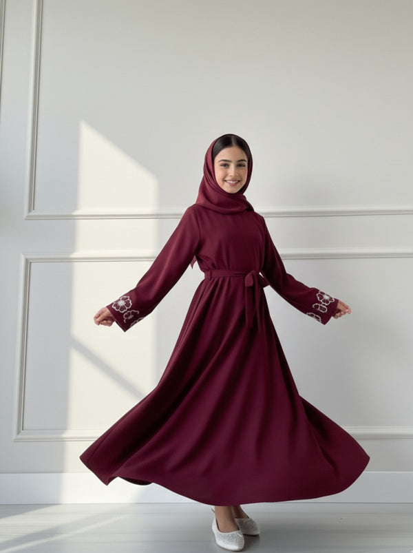 Mini Bloom Embroidered Abaya – Maroon