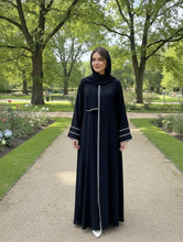 Elegant Line Classic Abaya
