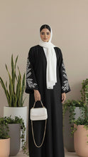Leaf embroidery abaya