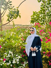 Barg-e-Gul Abaya