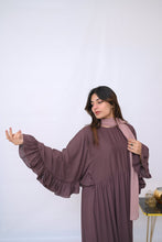 Dania's Chic Frill Abaya - Hijab by Dania