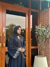 Pista Embroidered Abaya