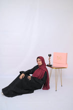 Elegant Pintex Pleated Abaya