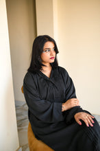 Noir Silhouette - 16 - Hijab by Dania