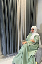 Leaf sleeves Embroidery abaya